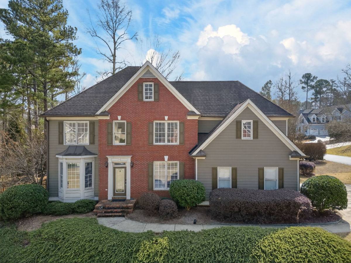 House for rent at 1712 Kenbrook Court NW, Acworth, GA 30101