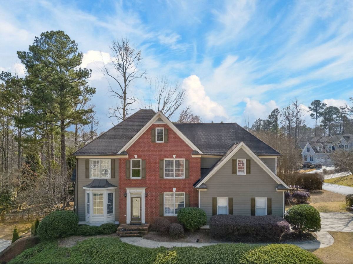 House for rent at 1712 Kenbrook Court NW, Acworth, GA 30101