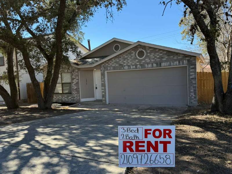 House for rent at 1015 Arrowhead Trail, San Antonio, TX 78245