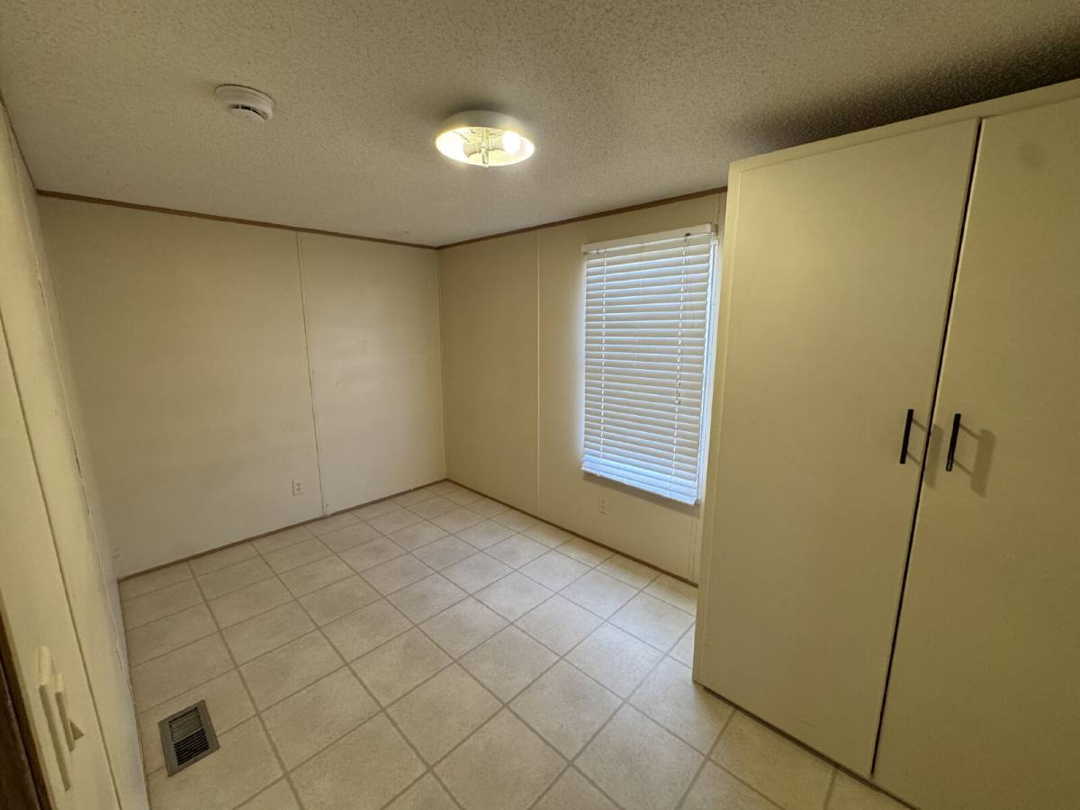 Apartment for rent at 7008 N C R 1500 #20, Shallowater, TX 79363