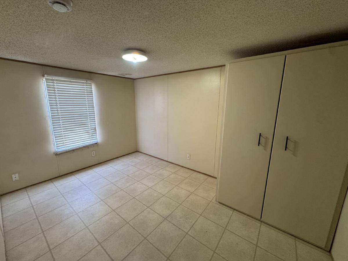 Apartment for rent at 7008 N C R 1500 #20, Shallowater, TX 79363