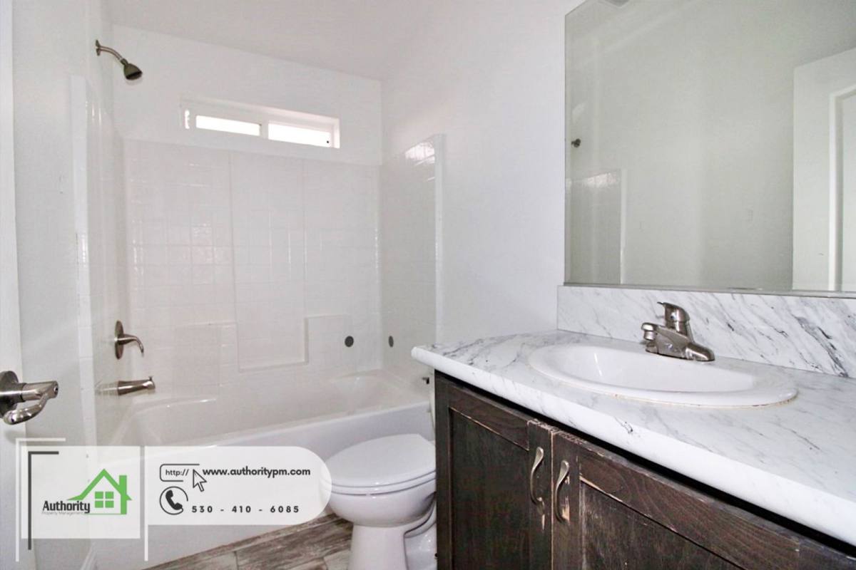 House for rent at 18848 Lorina Dr, Anderson, CA 96007
