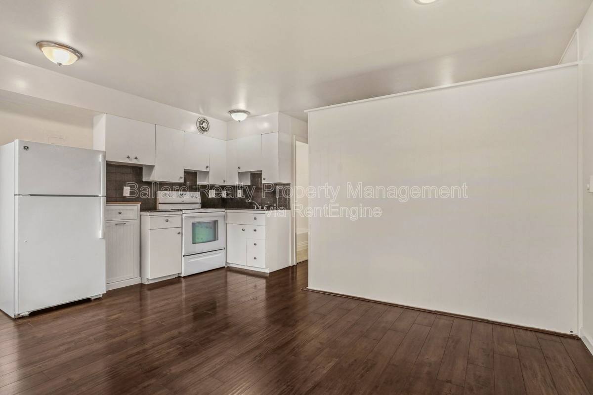 Apartment for rent at 9030 Greenwood Ave N #106, Seattle, WA 98103