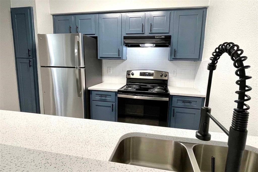 Apartment for rent at 4400 Memorial Dr #2114, Houston, TX 77007