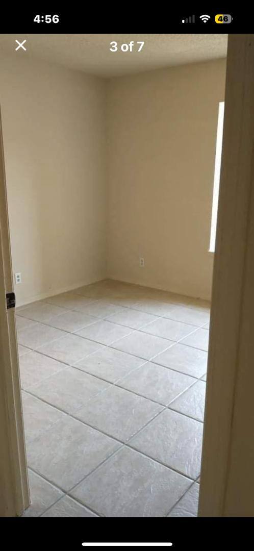 House for rent at 121 Fairway Ave, Monett, MO 65708