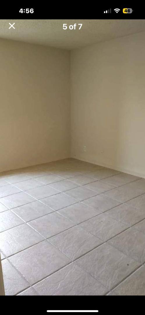 House for rent at 121 Fairway Ave, Monett, MO 65708