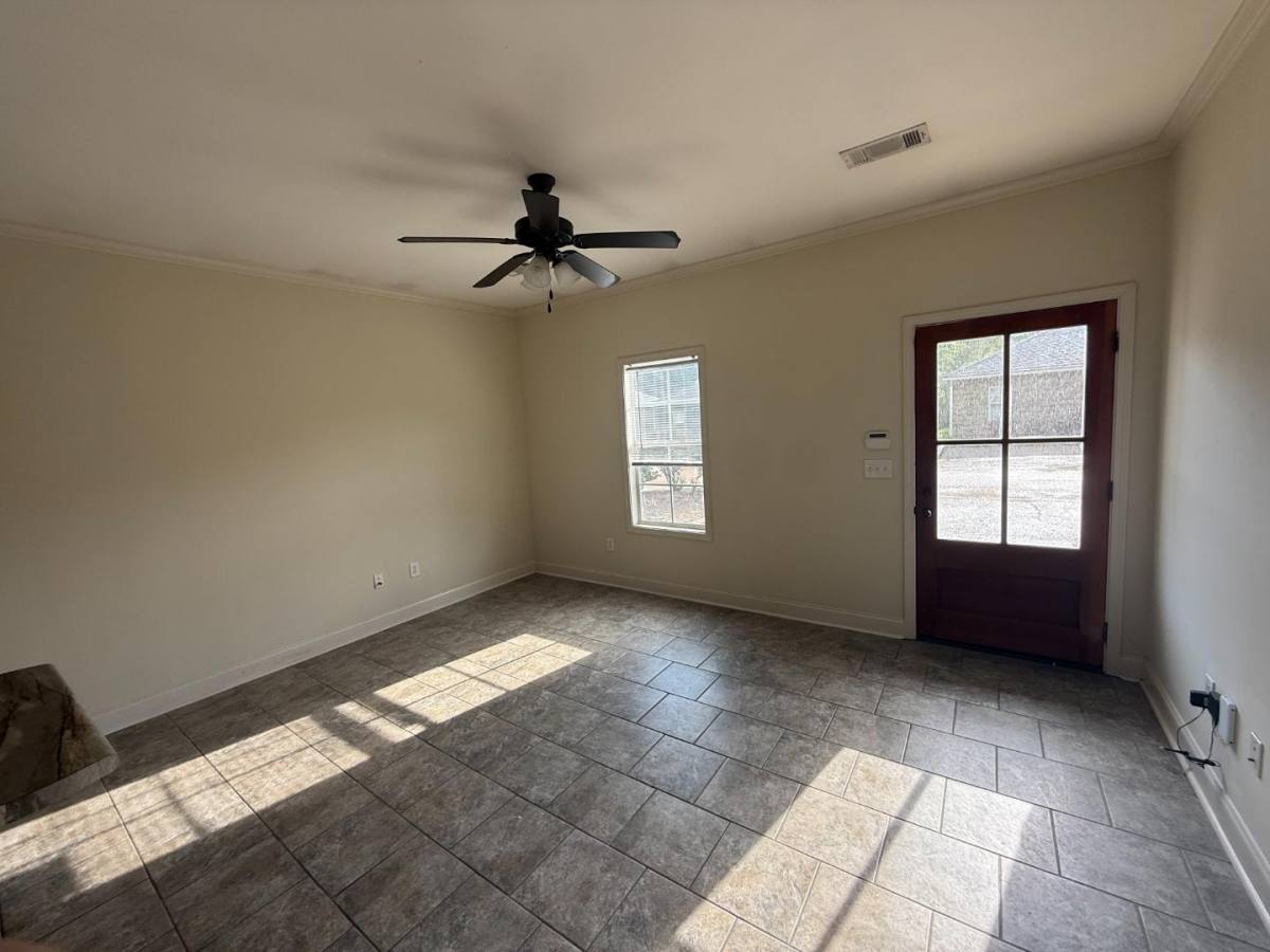 Apartment for rent at 360 Acadia Loop, Oxford, MS 38655