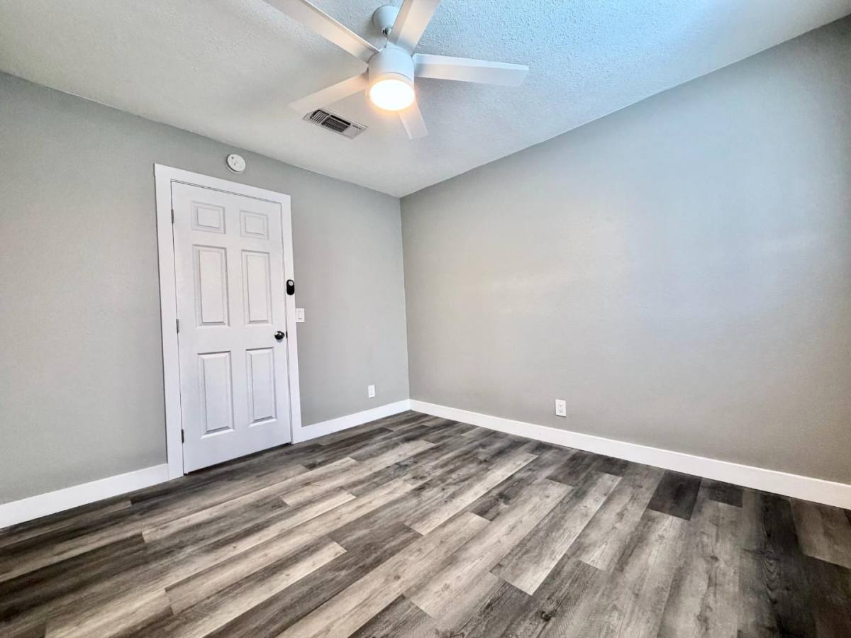 Apartment for rent at 1819 W St #2, Sacramento, CA 95818