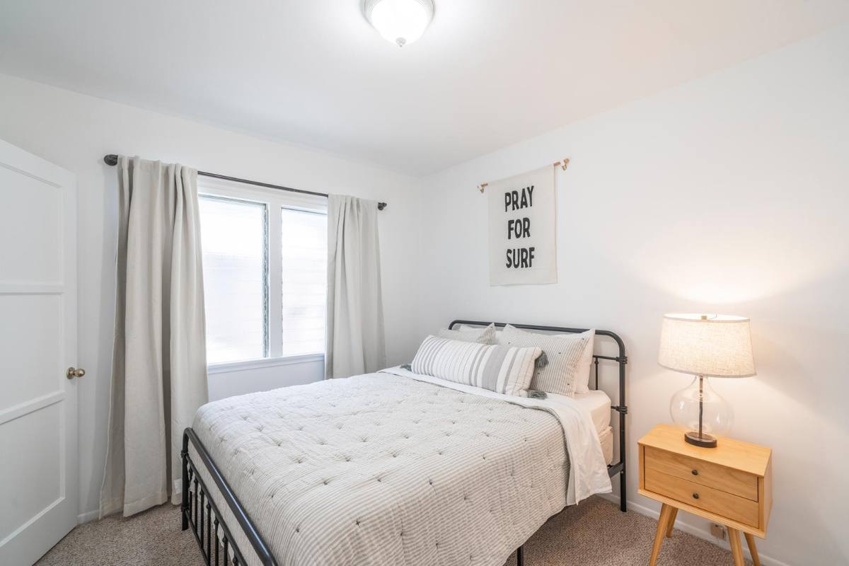 House for rent at 333 28th St #THE Barefoot Beach, Hermosa Beach, CA 90254