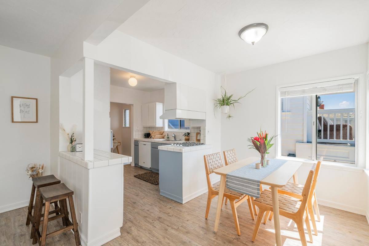 House for rent at 333 28th St #THE Barefoot Beach, Hermosa Beach, CA 90254