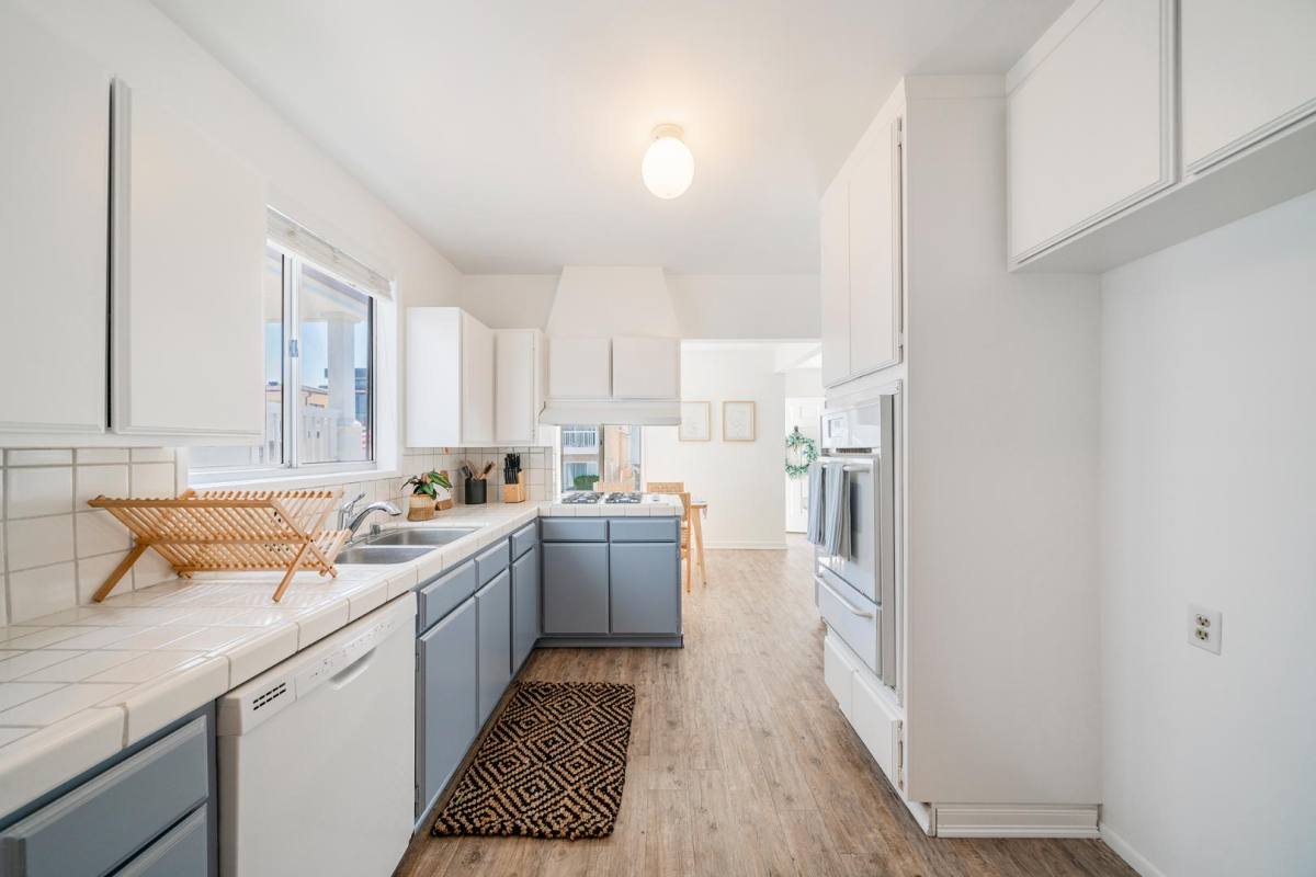 House for rent at 333 28th St #THE Barefoot Beach, Hermosa Beach, CA 90254