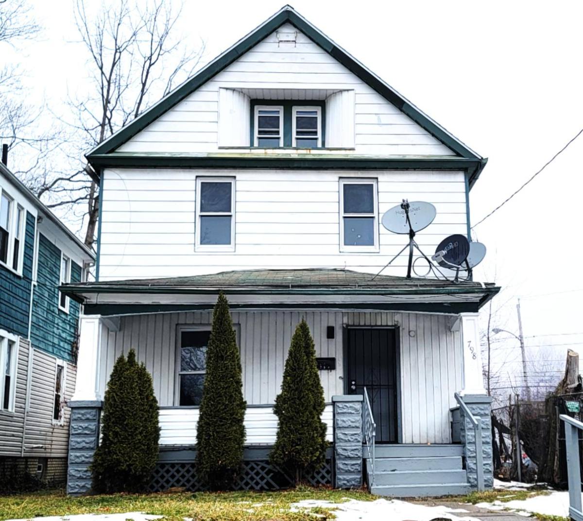 House for rent at 798 Stadelman Ave, Akron, OH 44320