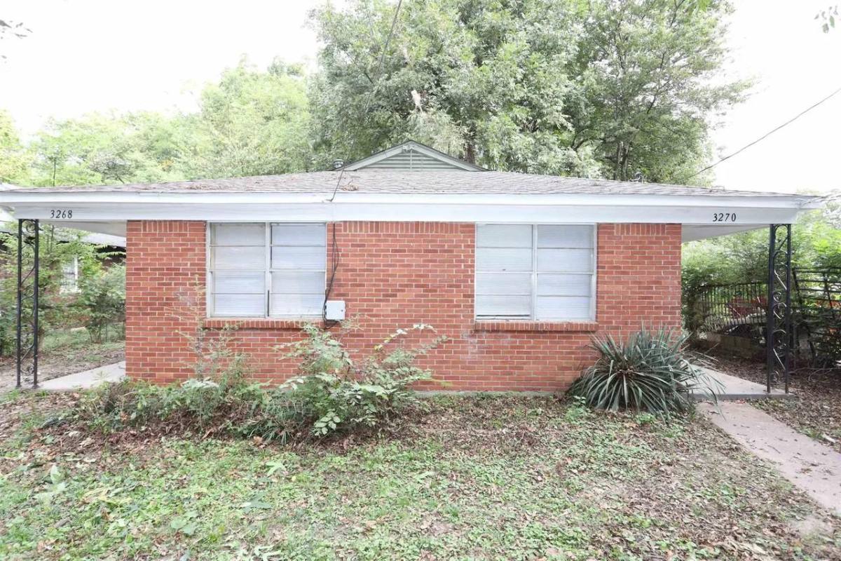 Apartment for rent at 3268 Powell Ave - Duplex, Memphis, TN 38112