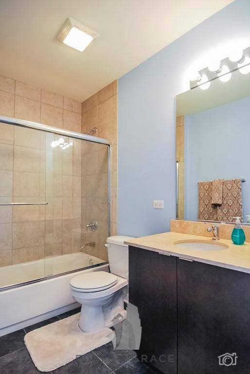 Apartment for rent at 873 N Larrabee St #502, Chicago, IL 60610
