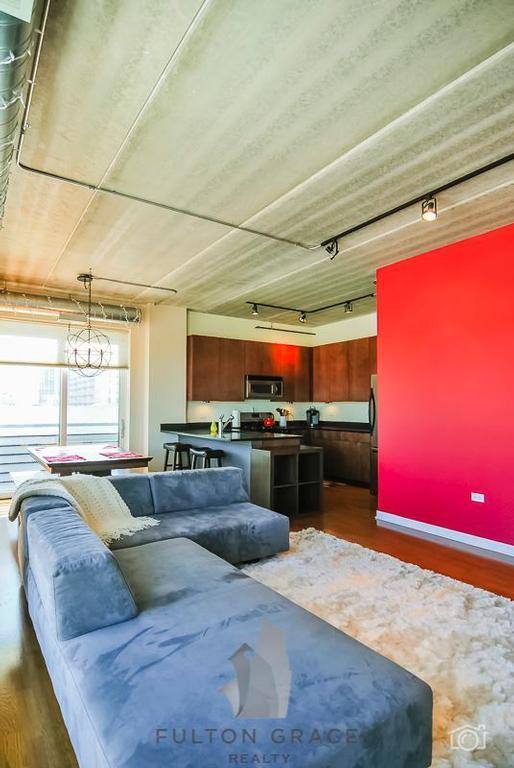 Apartment for rent at 873 N Larrabee St #502, Chicago, IL 60610