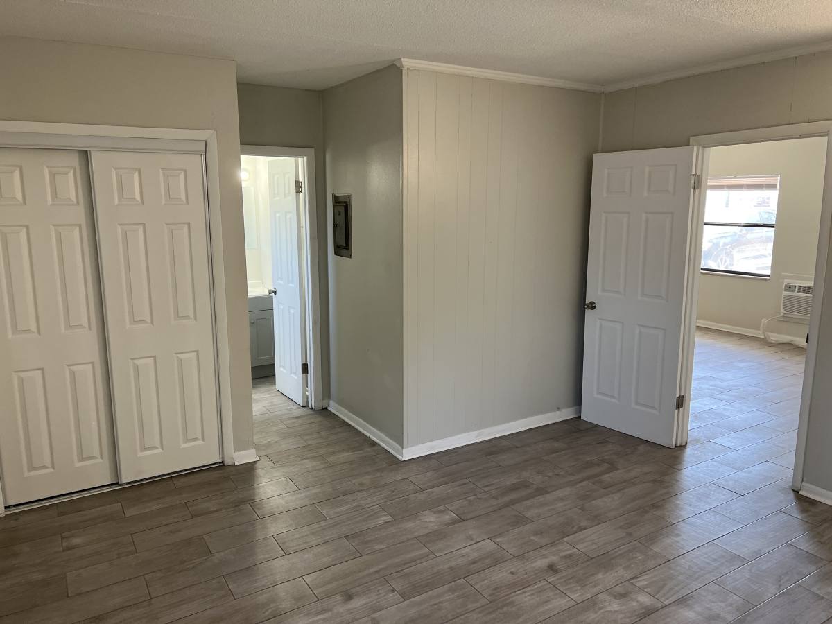 Apartment for rent at 108 W Ball St #1, Plant City, FL 33563