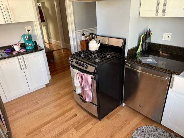 Apartment for rent at 137 Columbia St, Cambridge, MA 02139