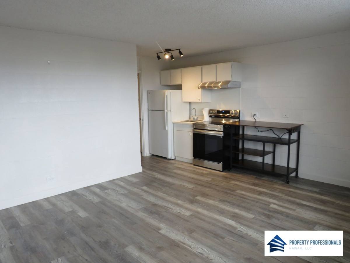 Apartment for rent at 270 Ululani St, Hilo, HI 96720