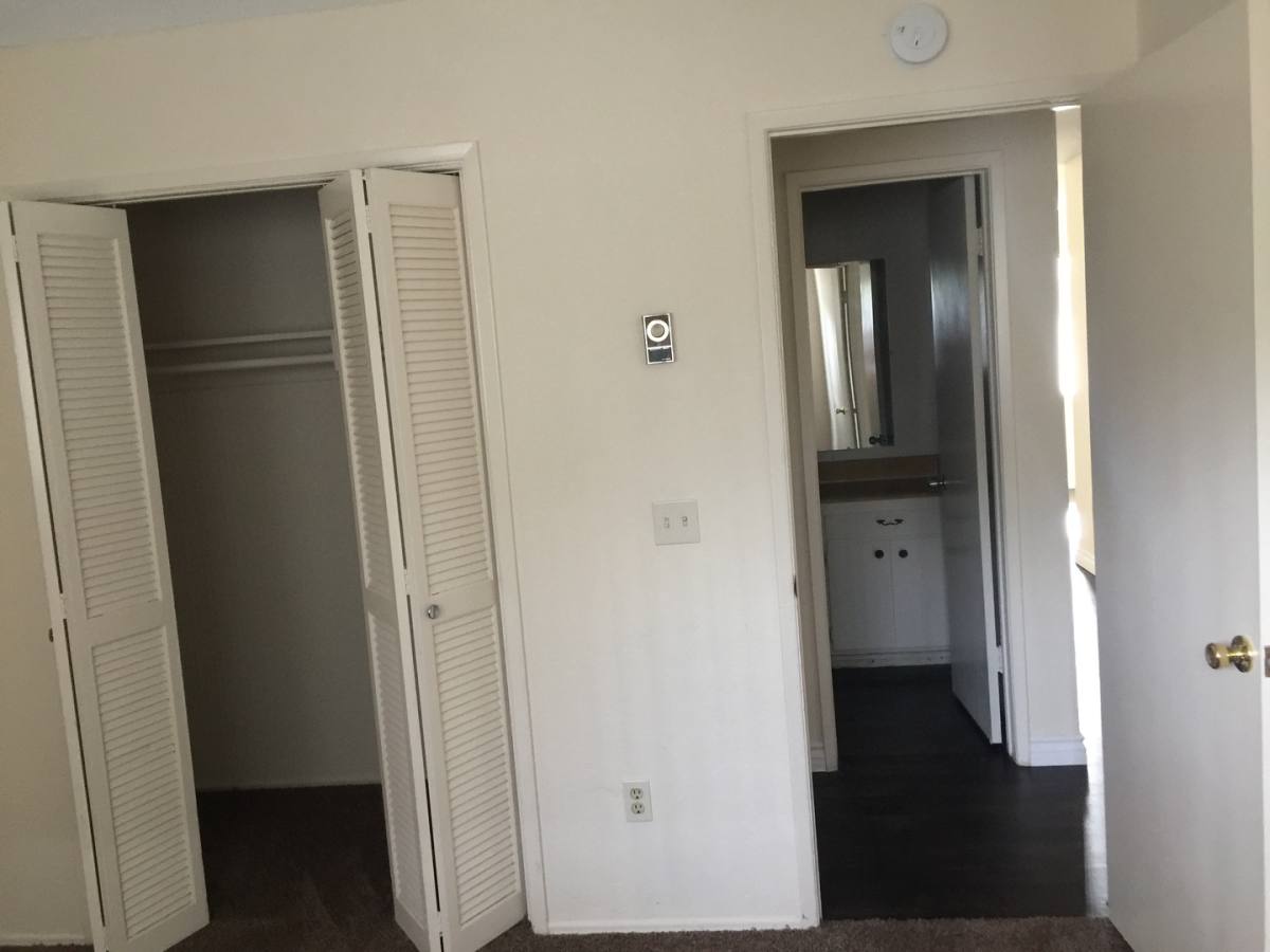 Apartment for rent at 276 I St, Chula Vista, CA 91910
