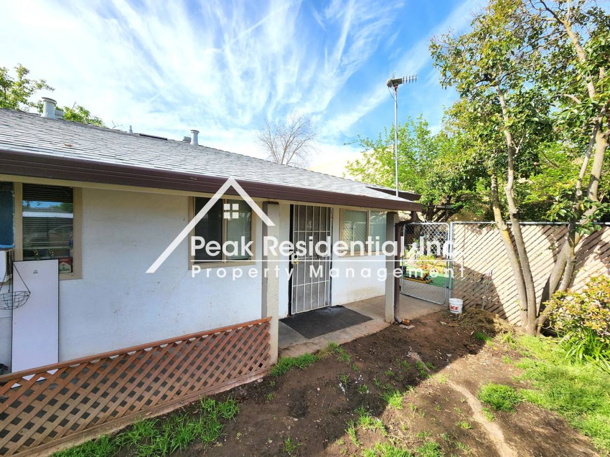 Apartment for rent at 2437 Ethan Way, Sacramento, CA 95825