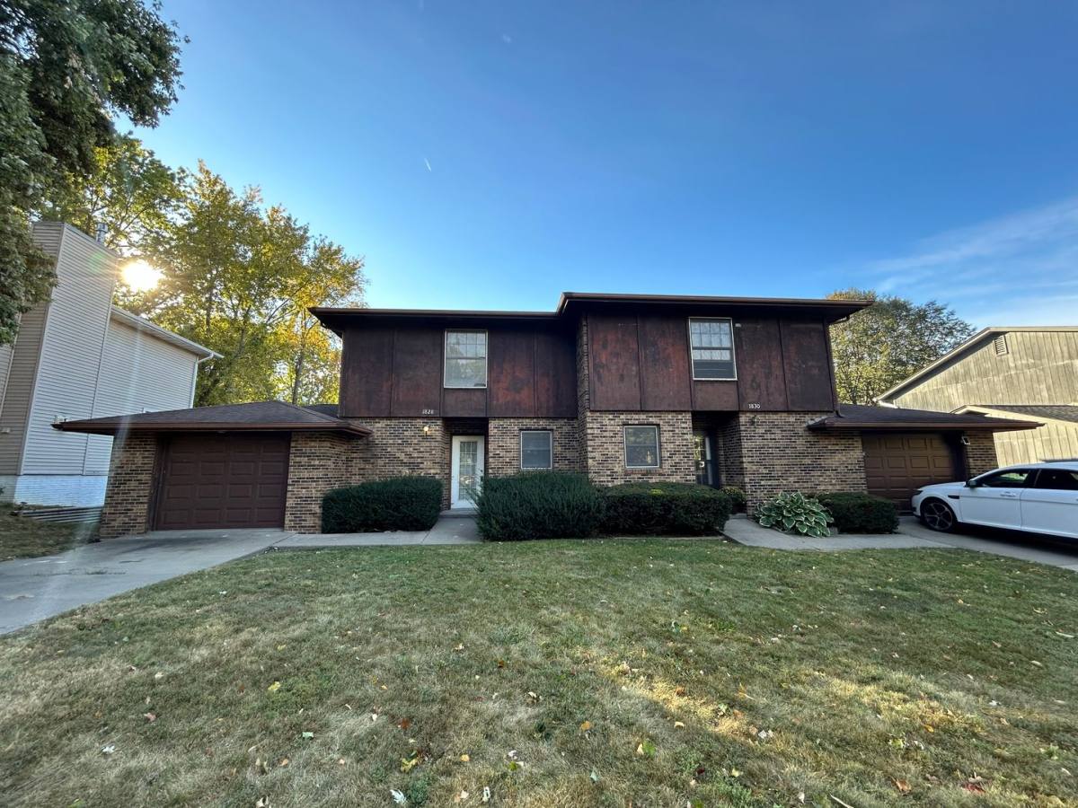 Townhouse for rent at 1828 N Ridge Dr, Coralville, IA 52241