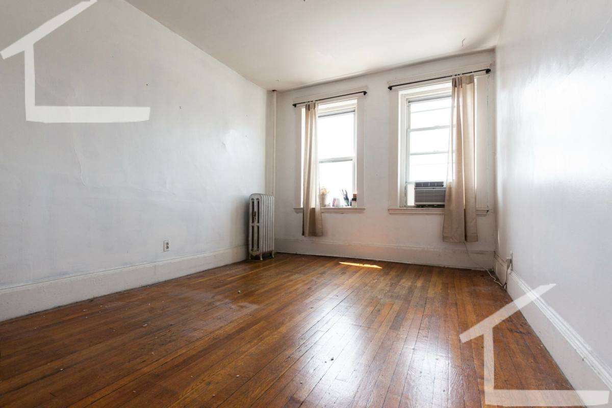 Apartment for rent at 44 Brighton Ave #6, Allston, MA 02134