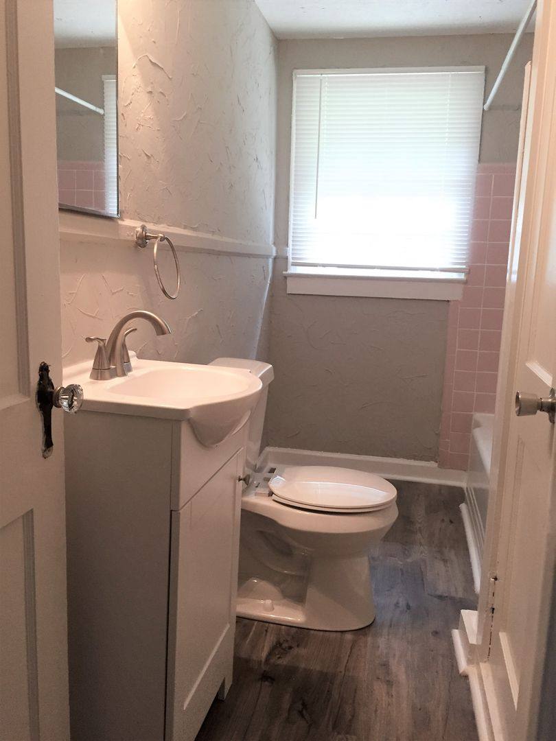 Apartment for rent at 210 Lakewood Dr, Marietta, GA 30060