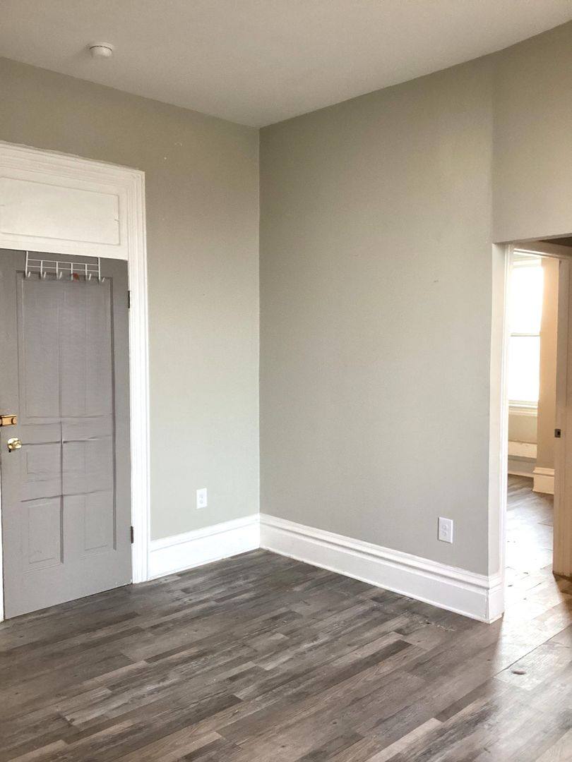 Apartment for rent at 23-27 Lincoln Way W, Chambersburg, PA 17201