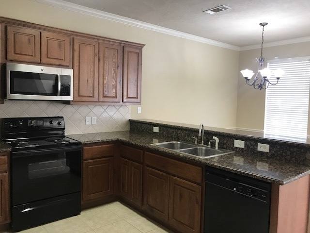 Condo for rent at 424 Forest Dr, College Station, TX 77840