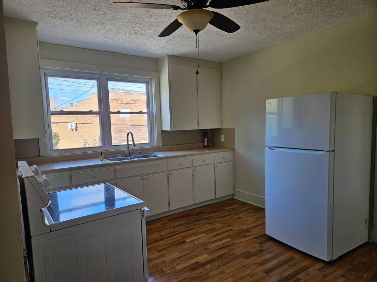 Apartment for rent at 201 S Main St, Gretna, VA 24557