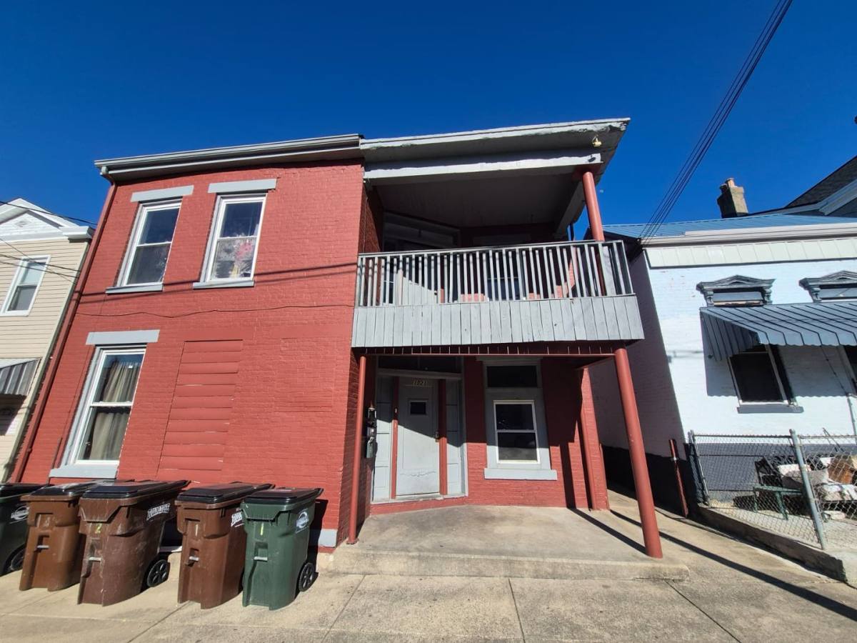 Apartment for rent at 1019-1021 Columbia St, Newport, KY 41071