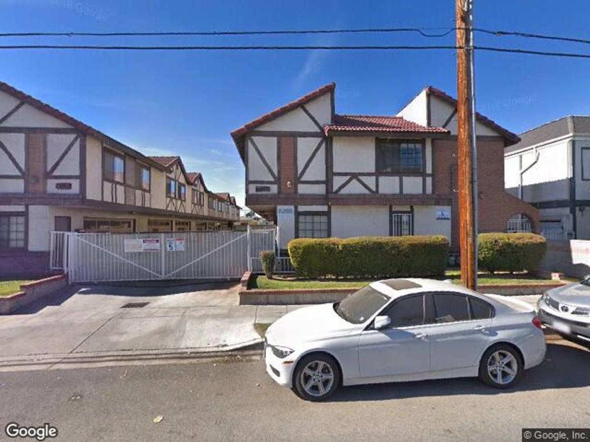 Townhouse for rent at 1525-1529 Prospect Ave, San Gabriel, CA 91776