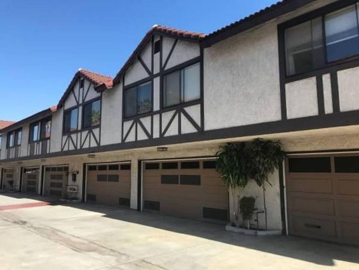 Townhouse for rent at 1525-1529 Prospect Ave, San Gabriel, CA 91776