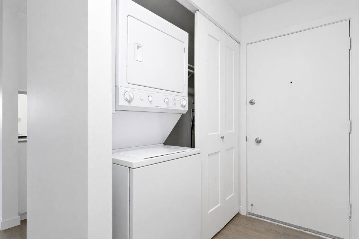 Apartment for rent at 1031 75th St SE, Everett, WA 98203