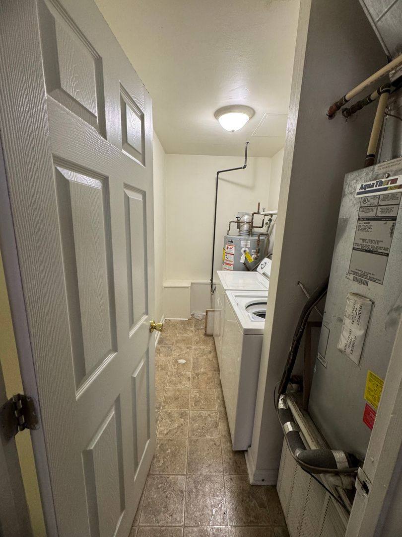 Apartment for rent at 1102 Downey St, Radford, VA 24141
