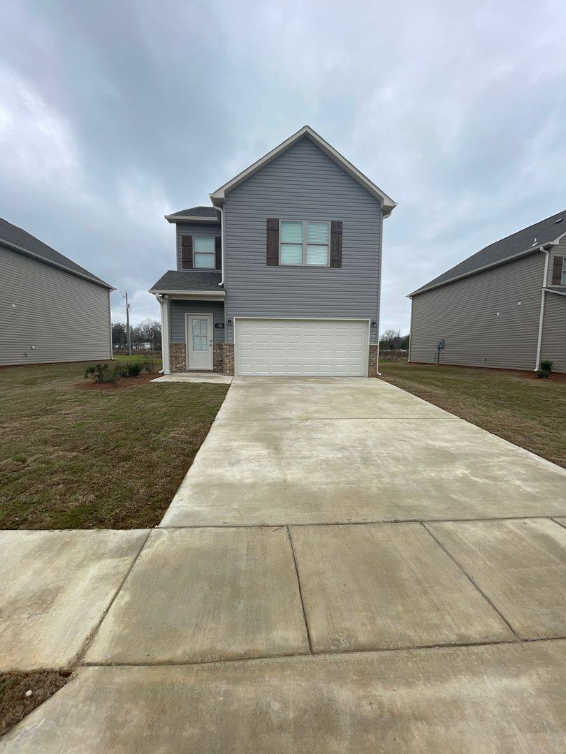 House for rent at 75 Cole Lane, Sylacauga, AL 35150