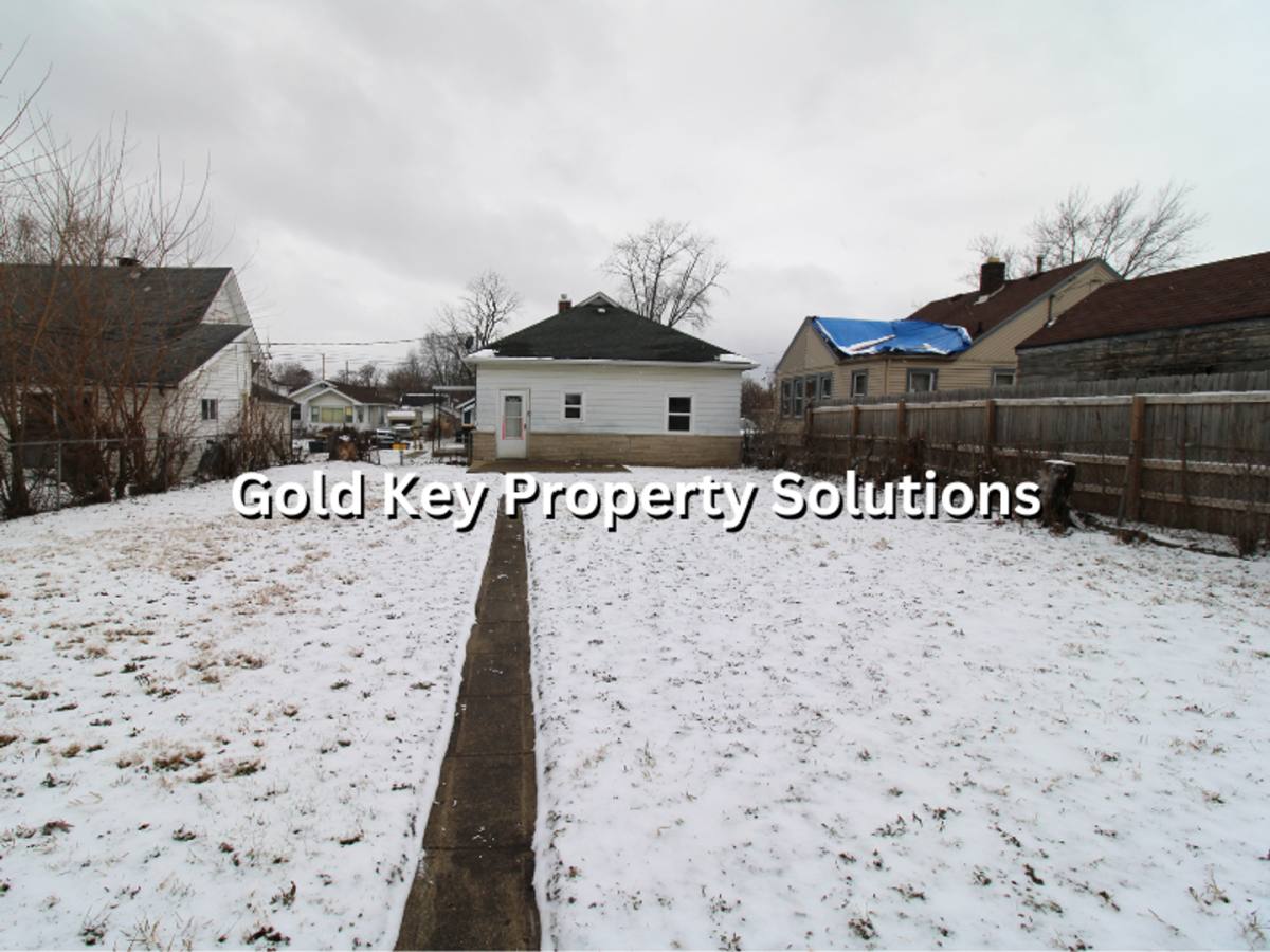 House for rent at 2324 Chase St, Anderson, IN 46016