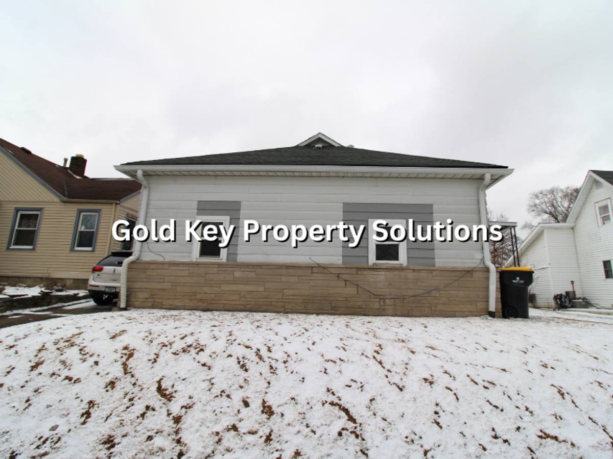 House for rent at 2324 Chase St, Anderson, IN 46016