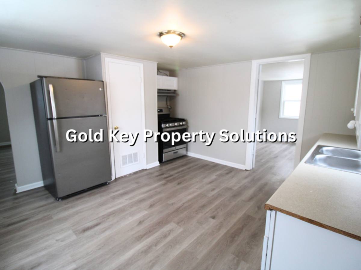 House for rent at 2324 Chase St, Anderson, IN 46016