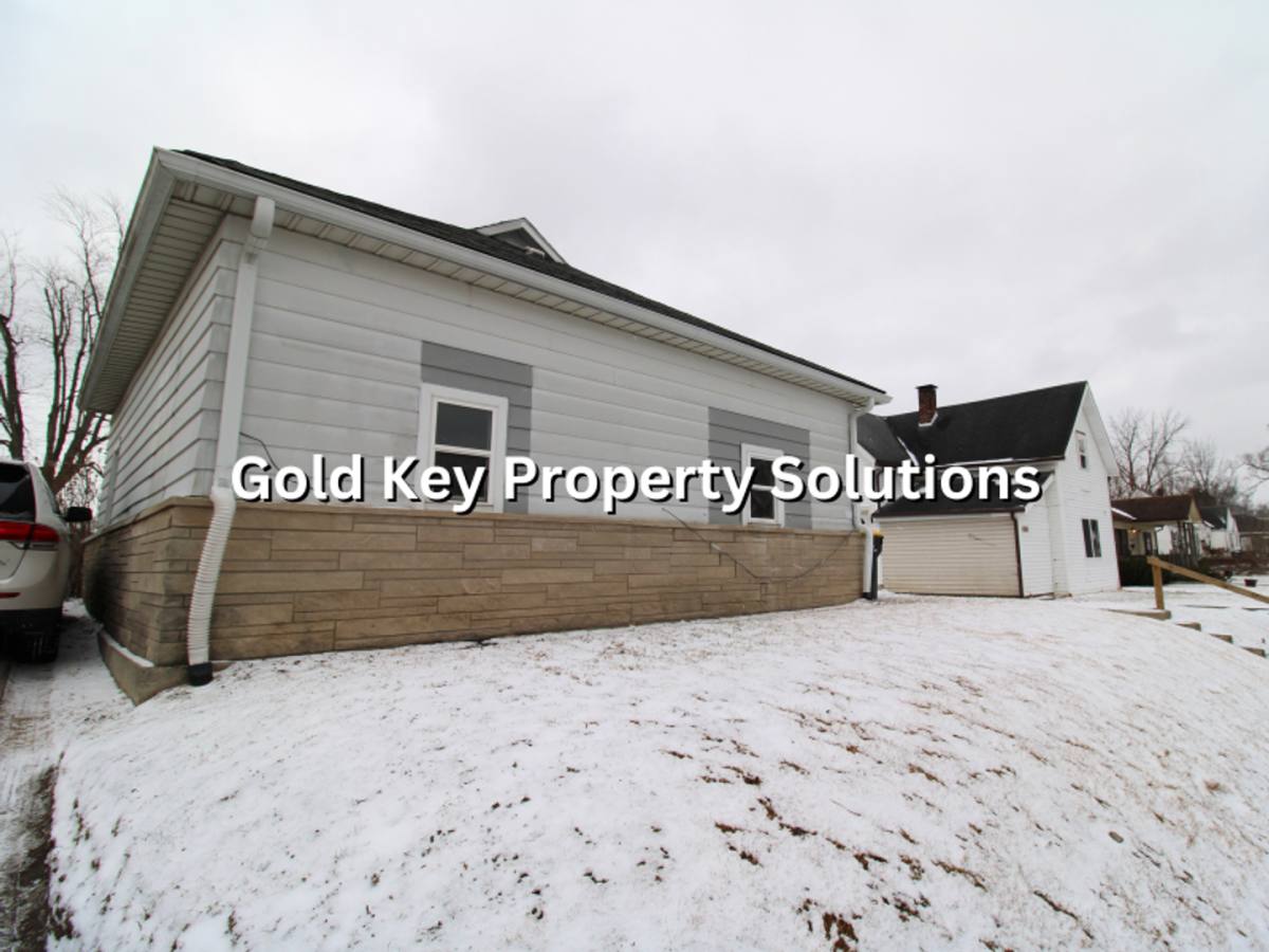 House for rent at 2324 Chase St, Anderson, IN 46016