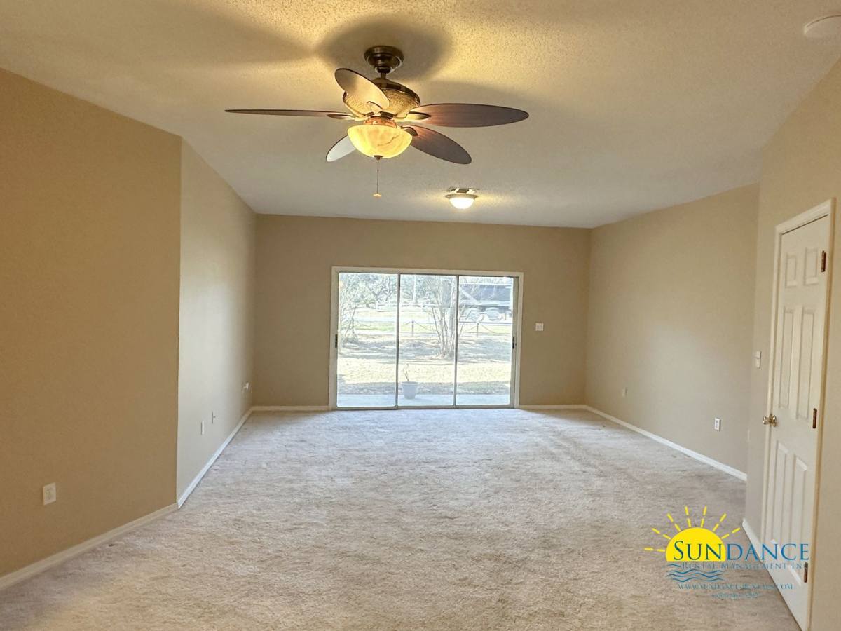 Townhouse for rent at 7223 Crown Court, Navarre, FL 32566