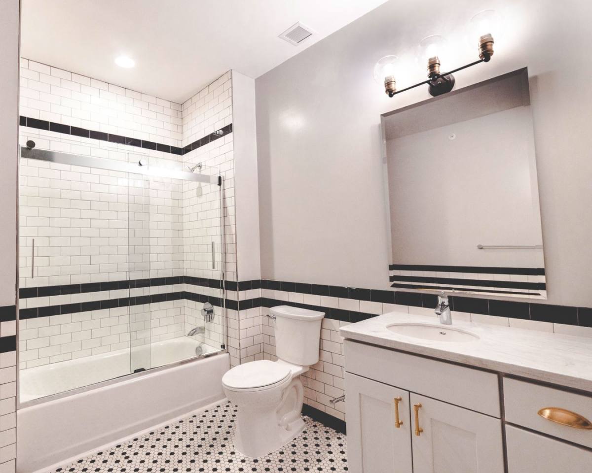 Apartment for rent at 32 N Park Row, Erie, PA 16501