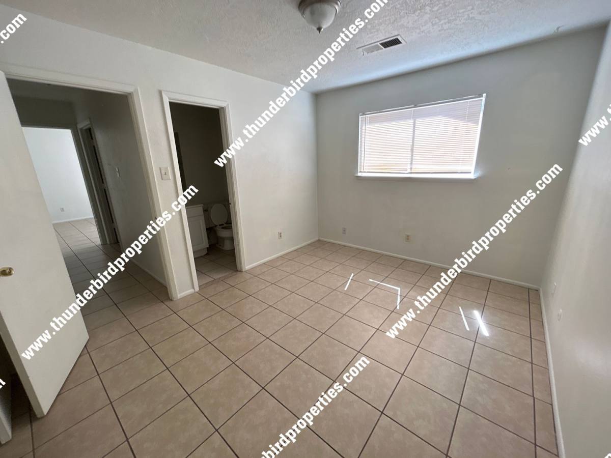Apartment for rent at 12624 Copper Ave NE, Albuquerque, NM 87123