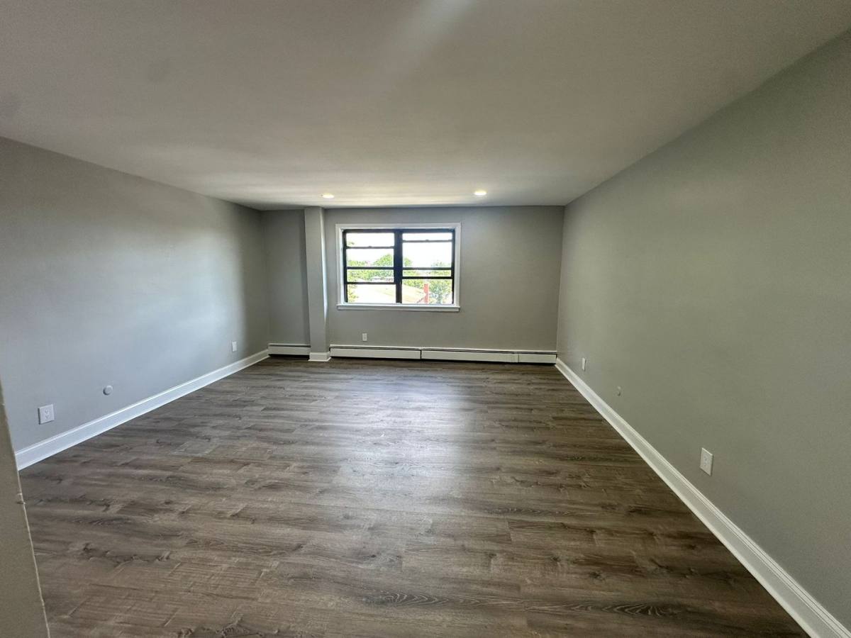 Apartment for rent at 248 Reynolds Terrace, Orange, NJ 07050