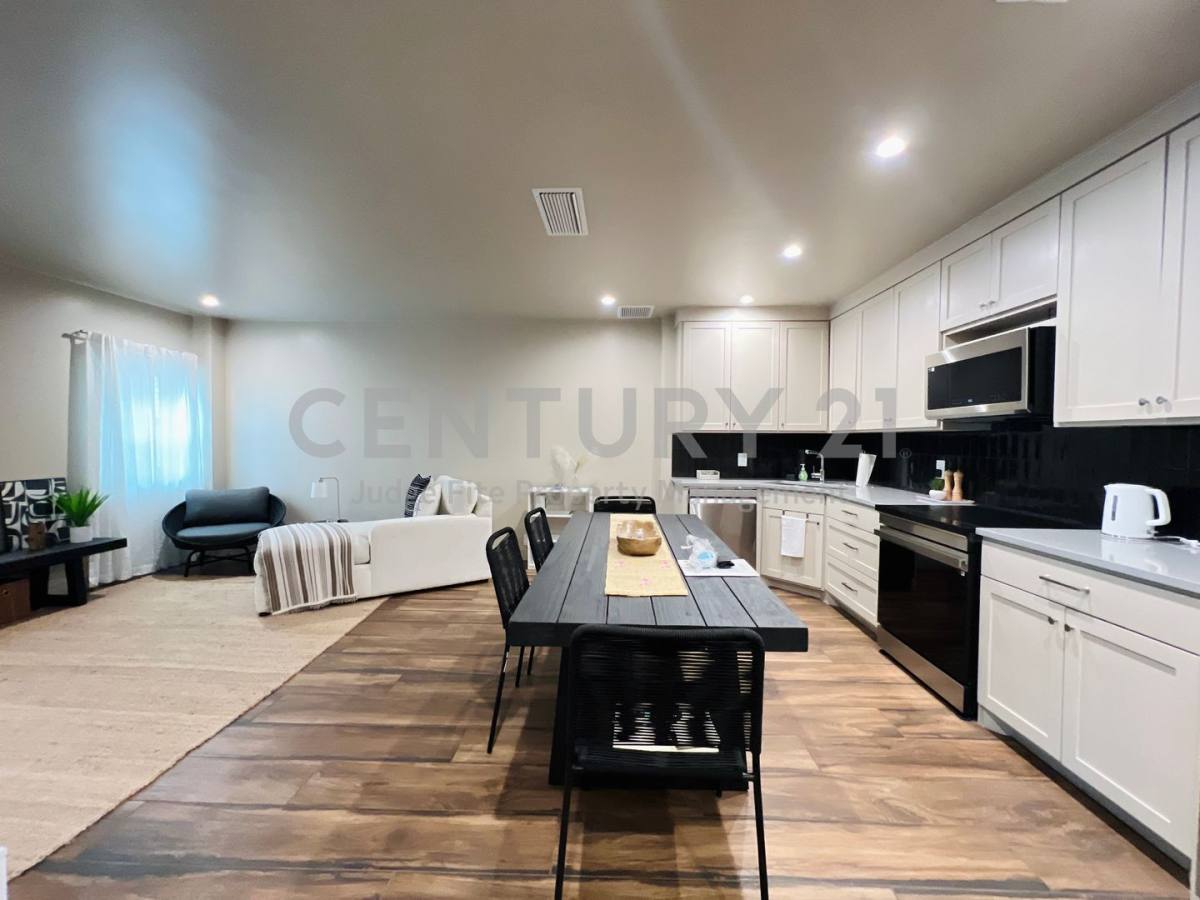 Condo for rent at 6211 W NW Highway G224, Dallas, TX 75225