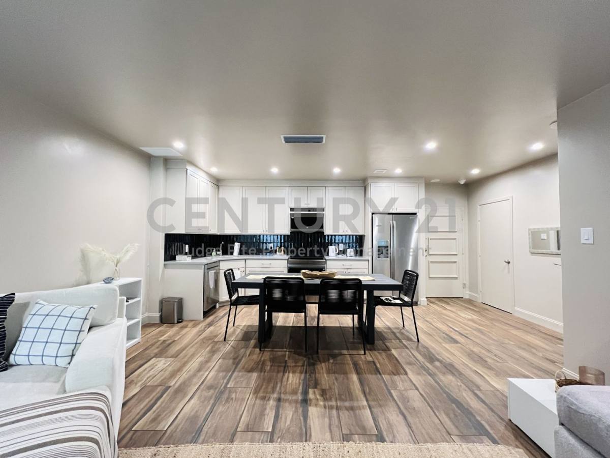 Condo for rent at 6211 W NW Highway G224, Dallas, TX 75225