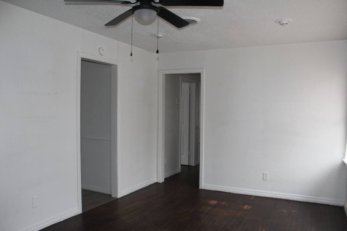 Apartment for rent at 3800 Woodside Dr, Oklahoma City, OK 73110