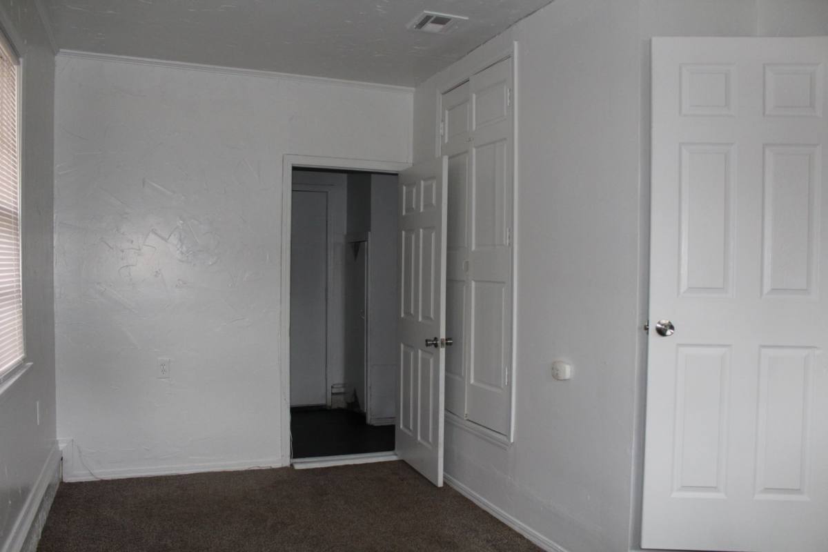Apartment for rent at 3800 Woodside Dr, Oklahoma City, OK 73110