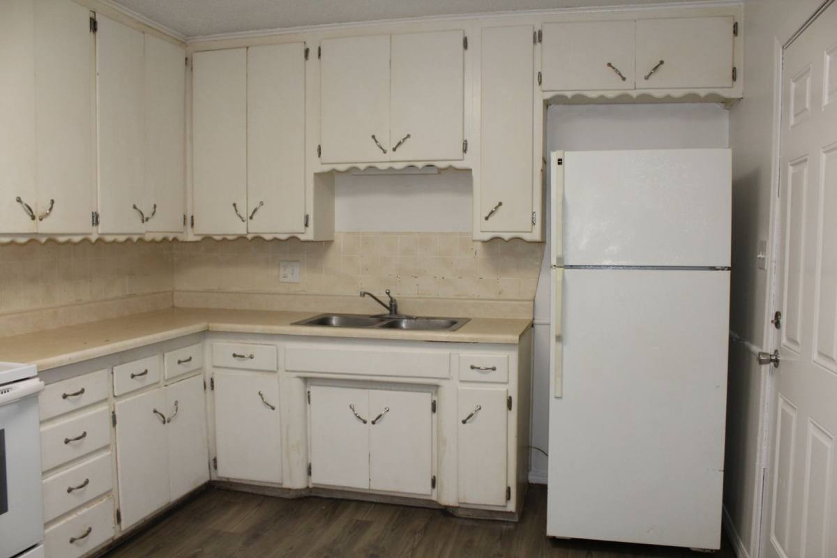 Apartment for rent at 3800 Woodside Dr, Oklahoma City, OK 73110