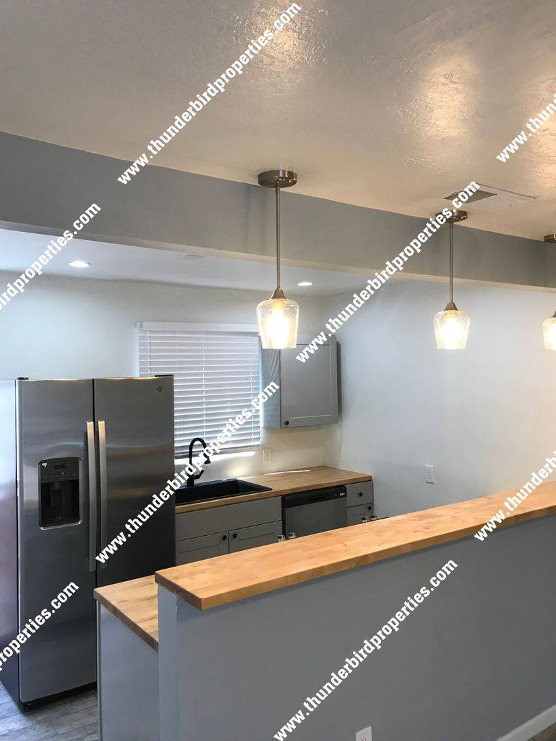 Apartment for rent at 1225 San Mateo, Albuquerque, NM 87108